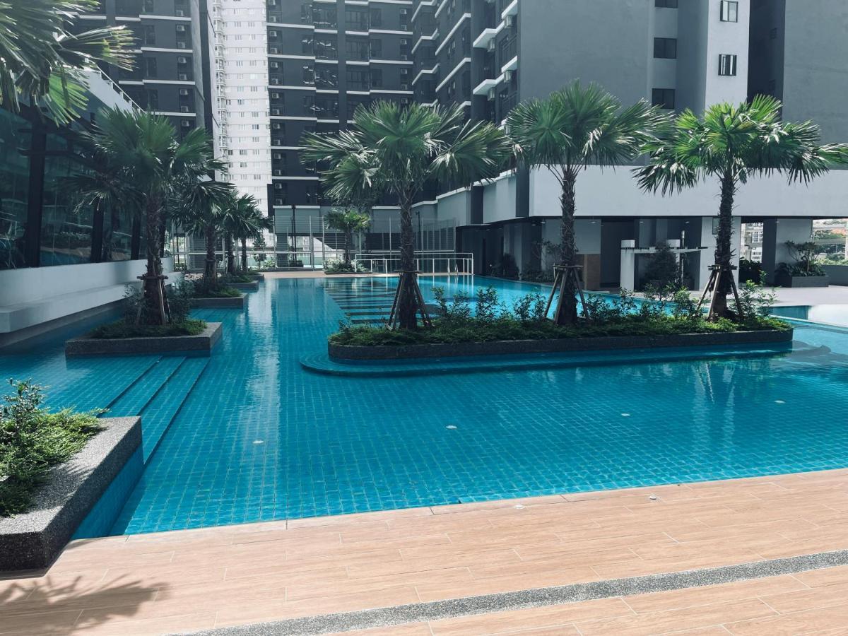 Maxim 2 Bedrooms Mrt Station Cheras Kuala Lumpur Homestay Luaran gambar