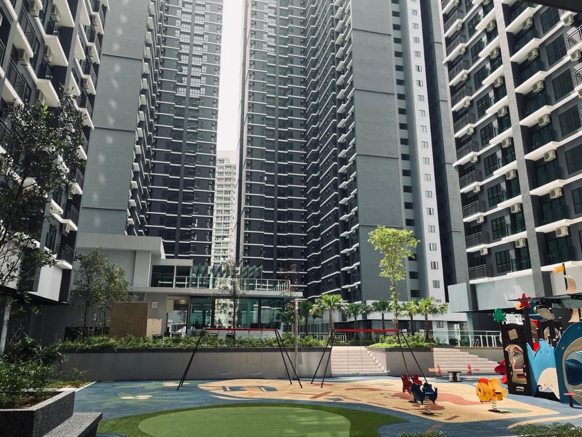 Maxim 2 Bedrooms Mrt Station Cheras Kuala Lumpur Homestay Luaran gambar