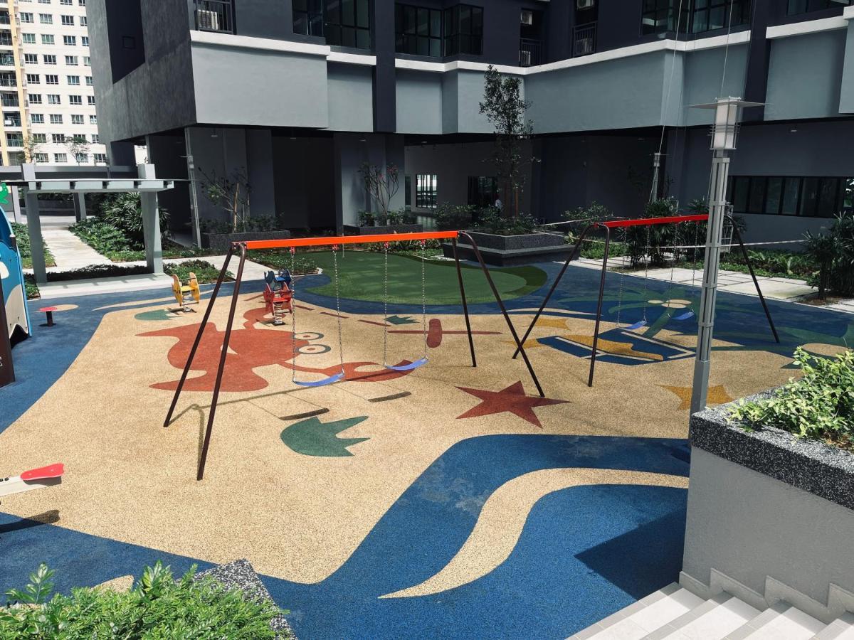 Maxim 2 Bedrooms Mrt Station Cheras Kuala Lumpur Homestay Luaran gambar